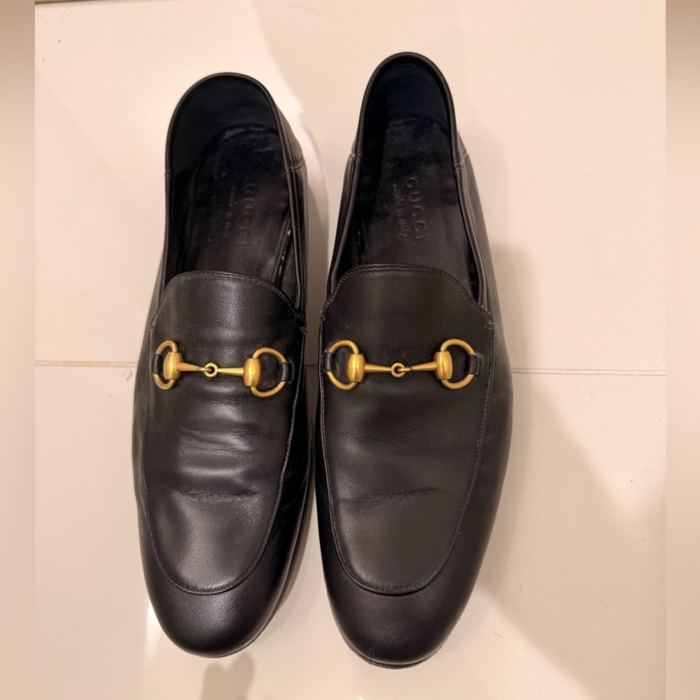 Gucci Black Leather Loafers with Gold Horsebit
